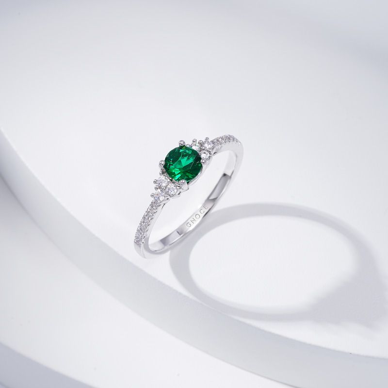 Round Cut Emerald Ring