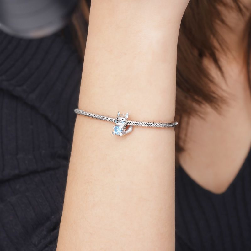 Arctic Wolf Charm