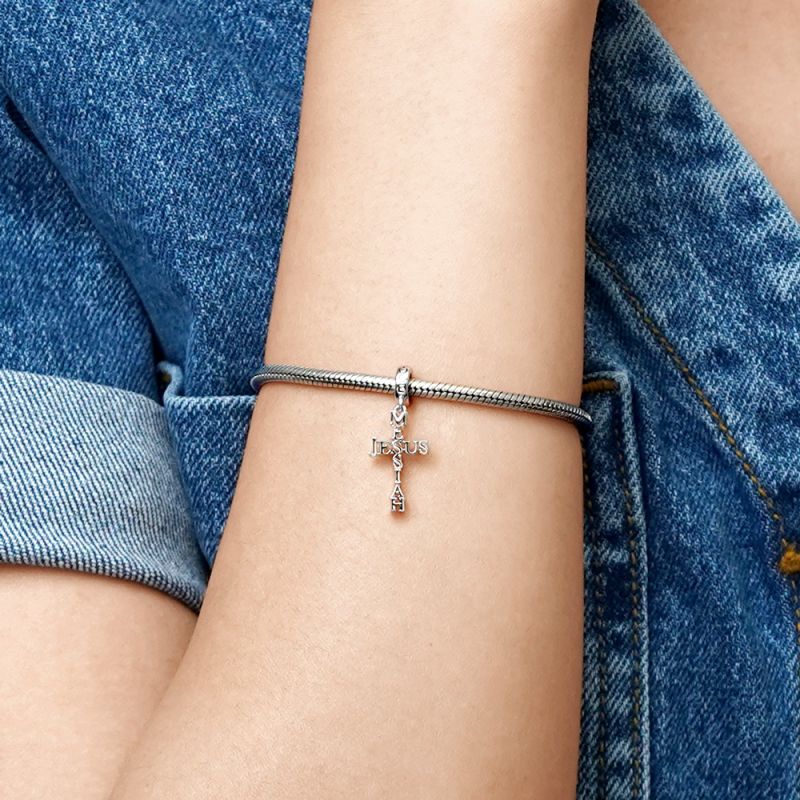 Messiah Jesus Cross Pendant