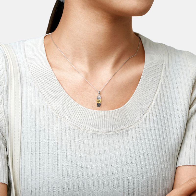 Three Wise Skulls Necklace