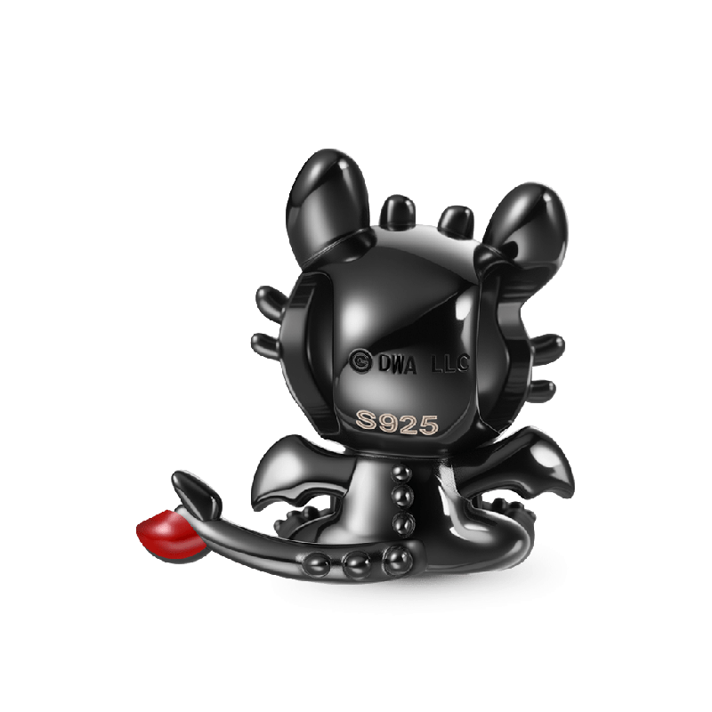 Toothless Embraces Love Charm