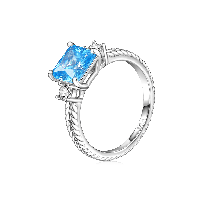 Pricess Cut Three-stone Engagement Ring