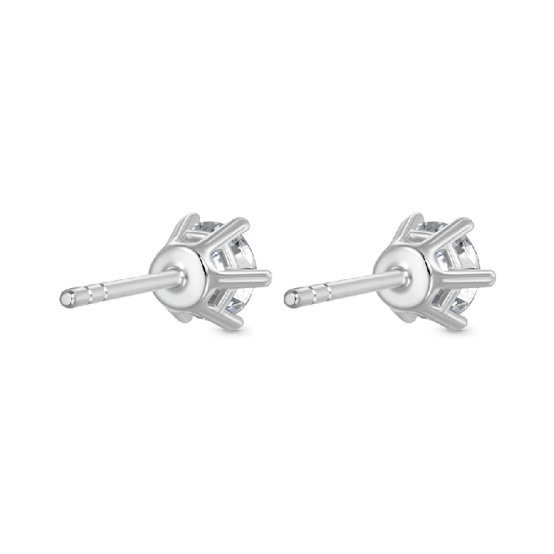 Round Cut VVS Moissanite Stud Earrings