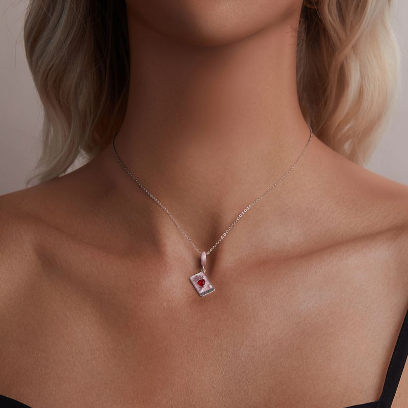 Queen Tarot Pendant