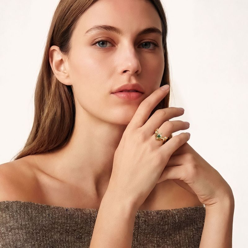 Vine Round-Cut Ring