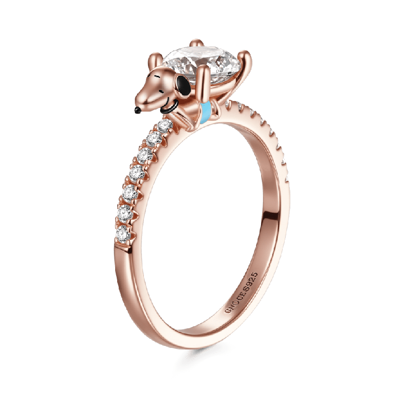 Snoopy Carrying Moissanite Ring
