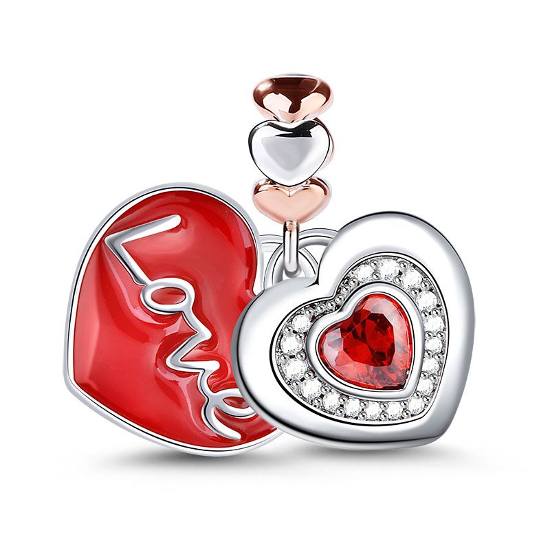 Moms Love Pendant