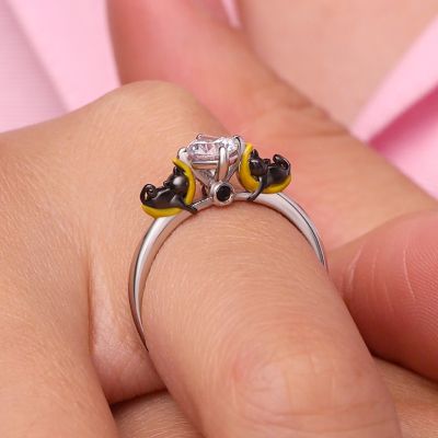 Black Cat Moon White Diamond Ring